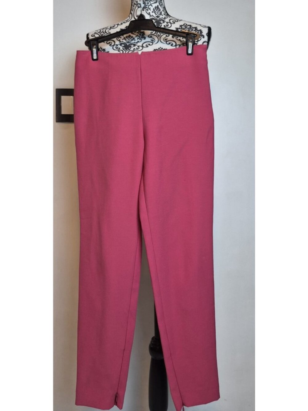 RED Valentino Womens Size 27 Cigarette Pants Dusty Fuchsia Pink Side Zip Slim